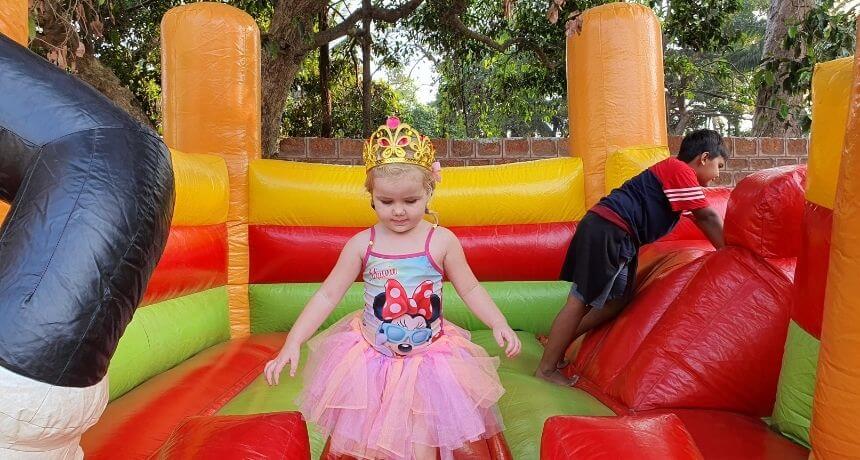 Inflatable-Bouncy